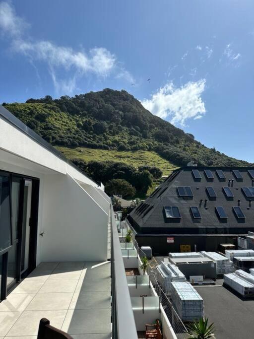 Luxury Beach Escape - 6 Adams Ave Mt Maunganui เมาท์มองานุย ภายนอก รูปภาพ