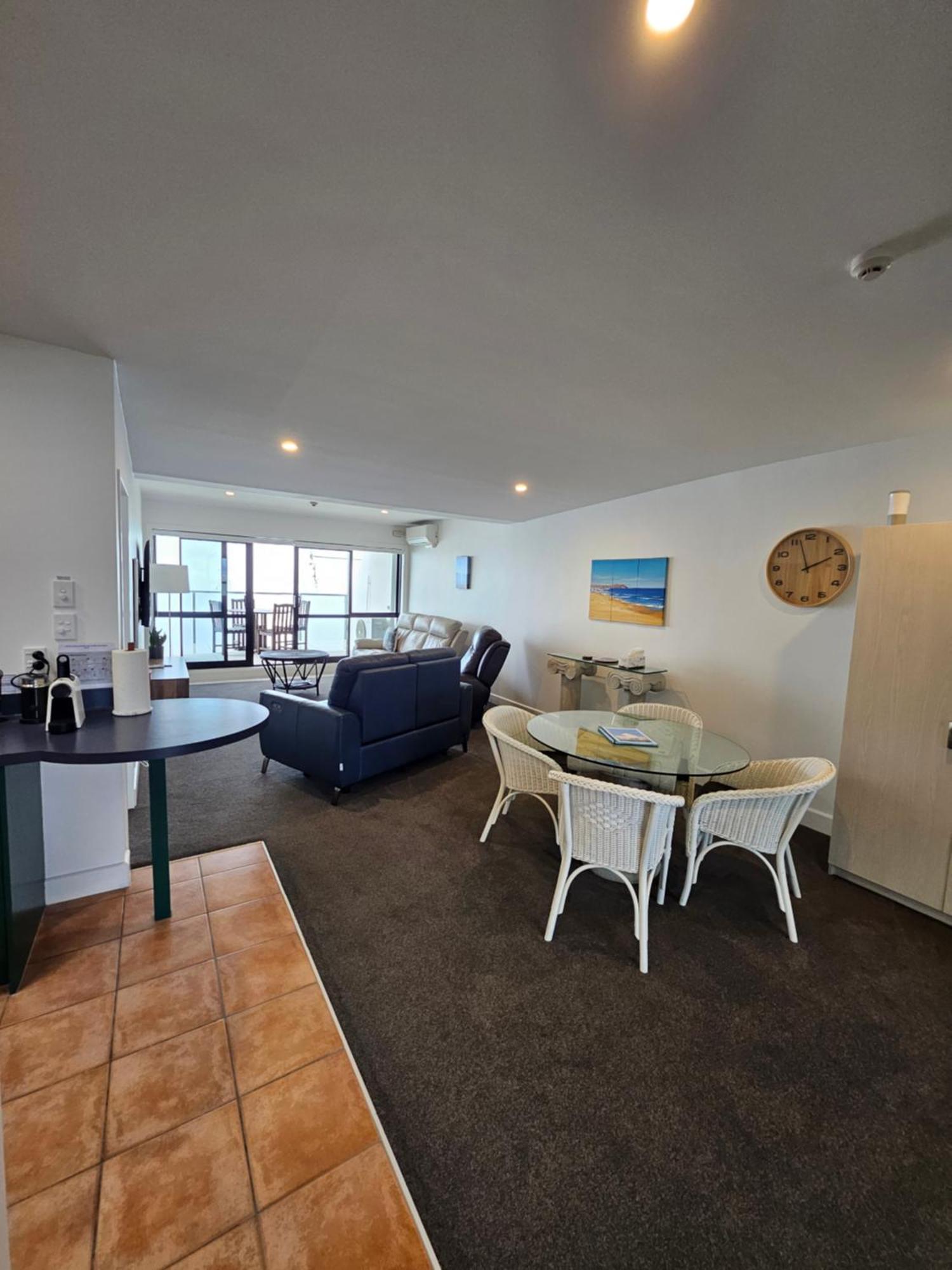 Luxury Beach Escape - 6 Adams Ave Mt Maunganui เมาท์มองานุย ภายนอก รูปภาพ