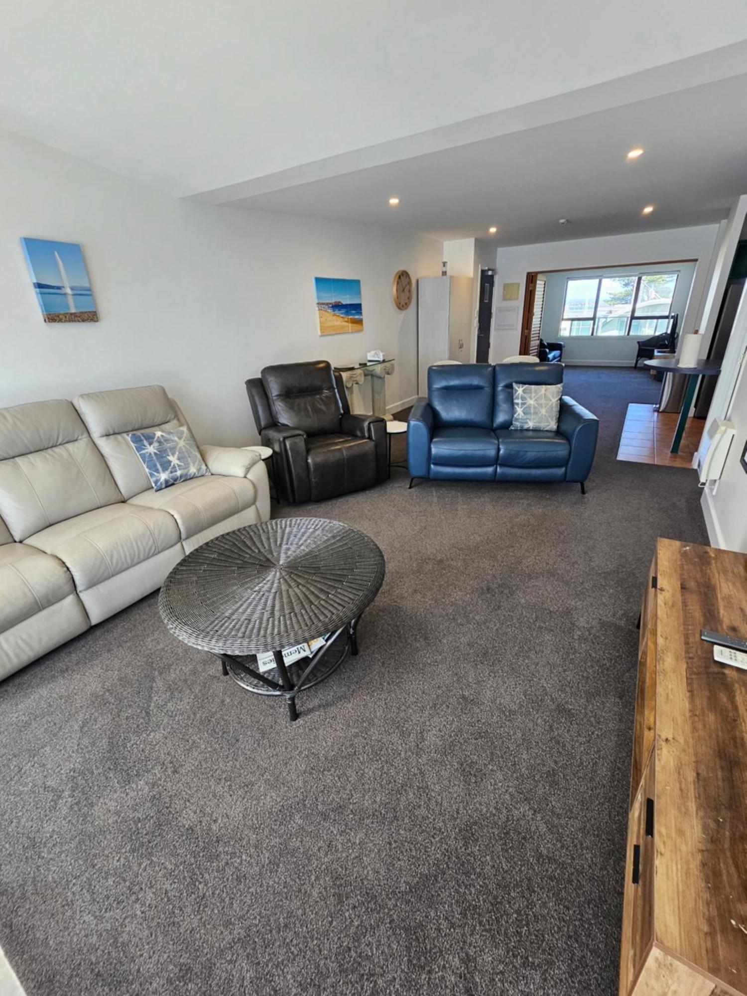 Luxury Beach Escape - 6 Adams Ave Mt Maunganui เมาท์มองานุย ภายนอก รูปภาพ